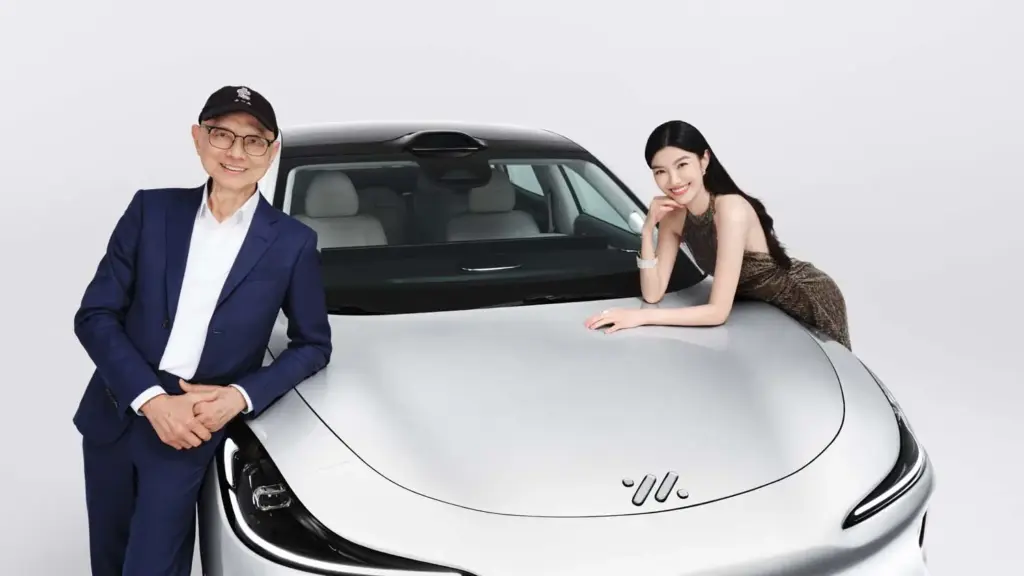 IM L6 × Prof. Jimmy Choo Bespoke Limited Edition9 Motor16