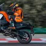 KTM regala 2 años o 30.000 km de mantenimiento en la 1390 Super Adventure