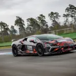 Lamborghini Revuelto SV: el nuevo superdeportivo bate el récord de Hockenheim antes de su presentación mundial