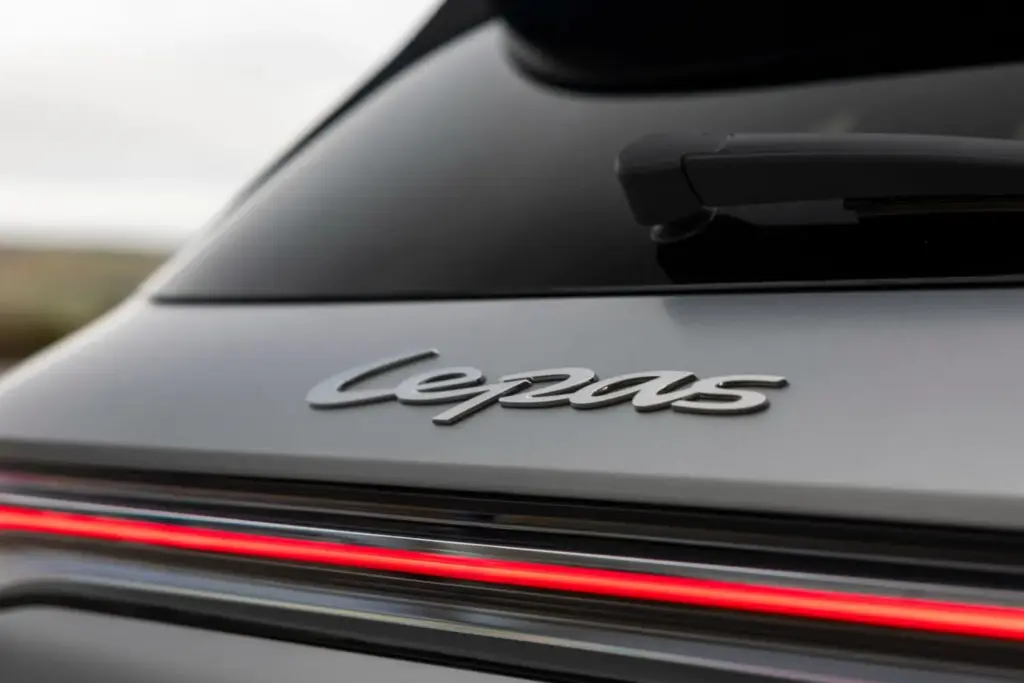 LEPAS L8 Super Hybrid 07 Motor16