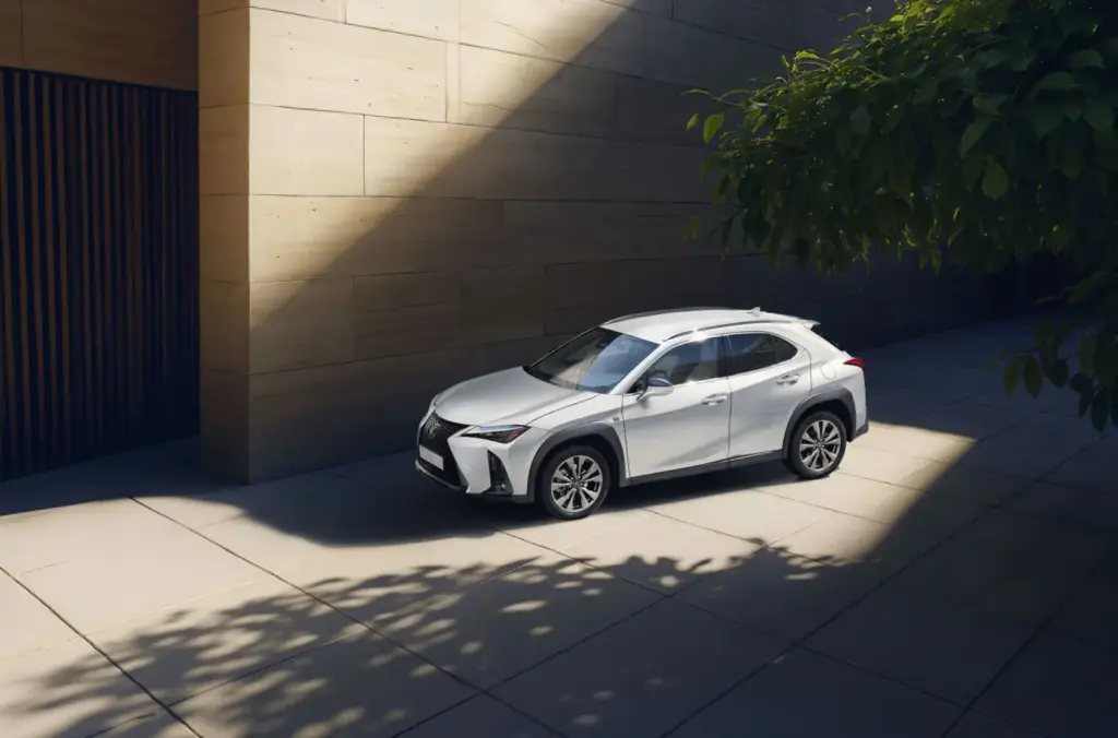 Lexus UX 300h F SPORT LEGEND: deportividad, tecnología, distinción y eficiencia 5 Motor16 LEXUS UX 300H F SPORT LEGEND 1 Motor16