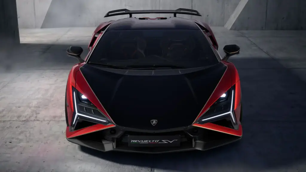 Lamborghini Revuelto SV 2 Motor16