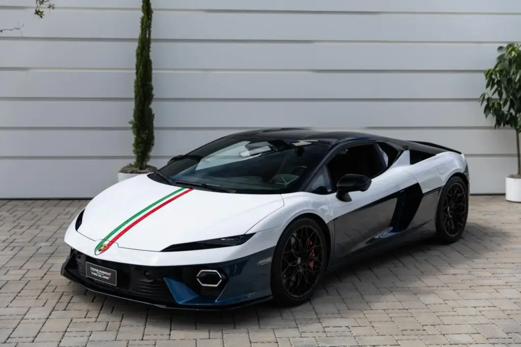 Lamborghini Temerario Tricolore: Un Lambo “de bandera” en Monterrey 16 Motor16 Lamborghini Temerario Tricolore monterey 13 Motor16