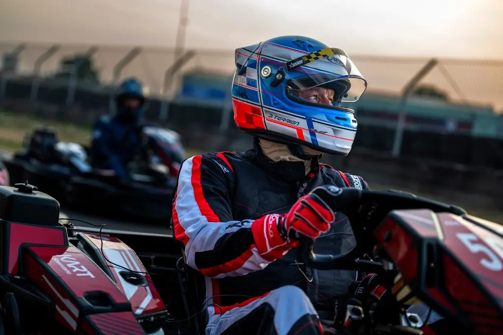 Max Verstappen se enfrenta a 100 rivales en la carrera de karts más grande de la historia 2 Motor16 Max Verstappen, kart, Red Bull