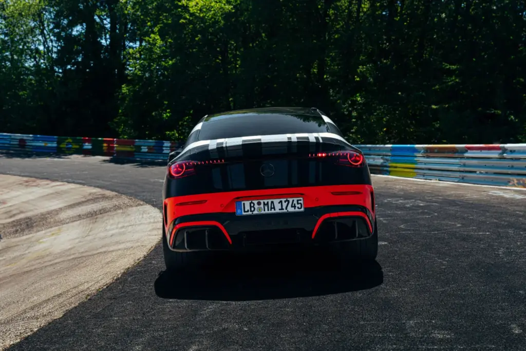 Mercedes-AMG CLA 45 4MATIC+: el eléctrico de 680 CV que conquista Nürburgring y redefine las berlinas deportivas 2 Motor16 Mercedes AMG CLA 45 5 Motor16