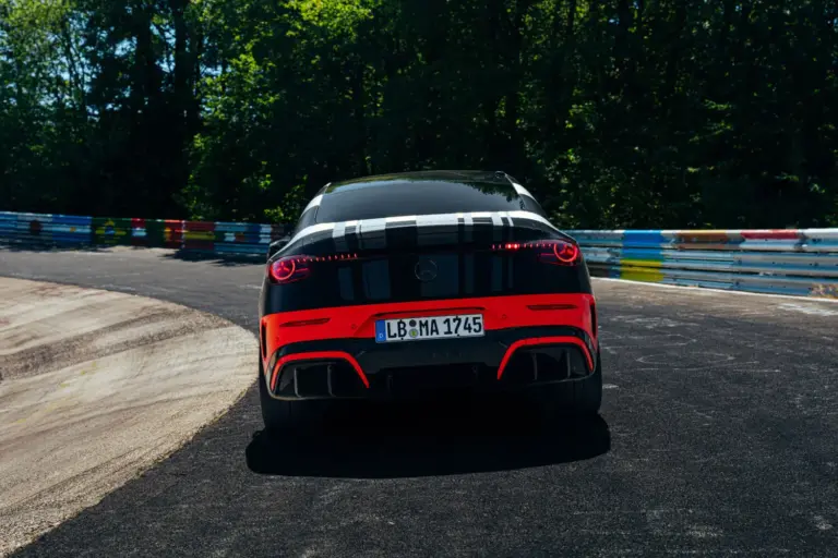 El mayor estudio de degradación batería coche eléctrico con 150.000 km: CLA conserva el 94 % frente al 90,3 % del Model Y