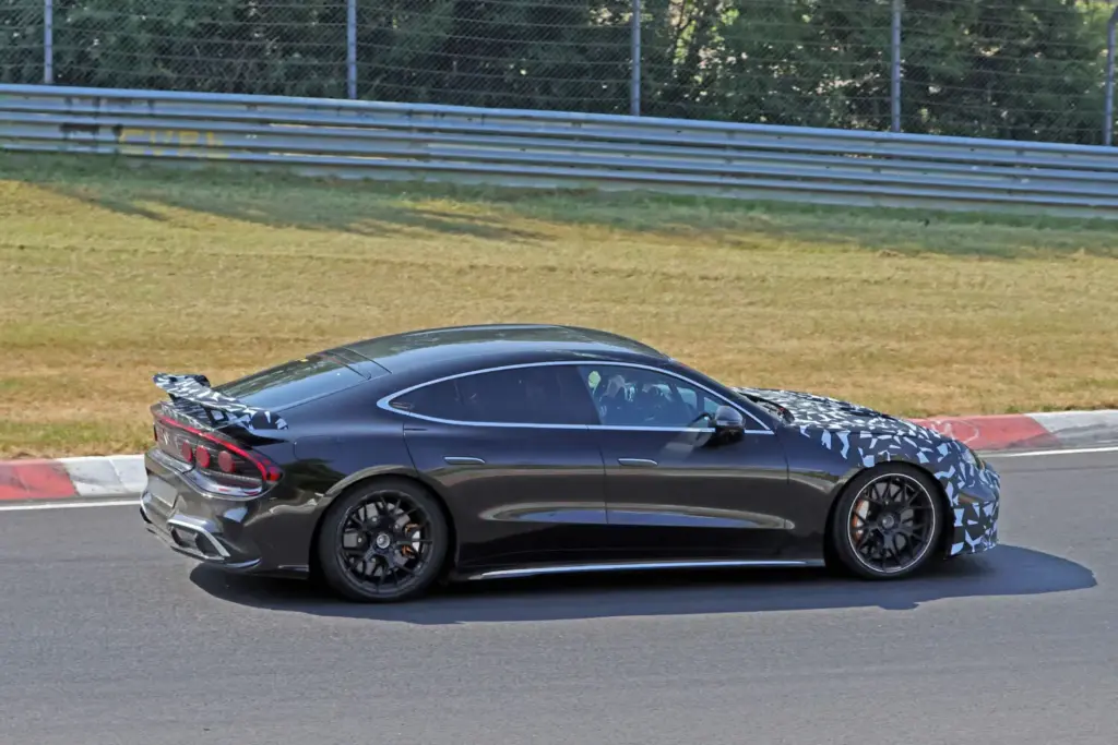Mercedes AMG GT 4 puertas 2027 7 Motor16