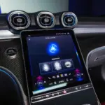 Asistentes de aparcamiento: así funciona la marcha atrás automática del Mercedes Clase C