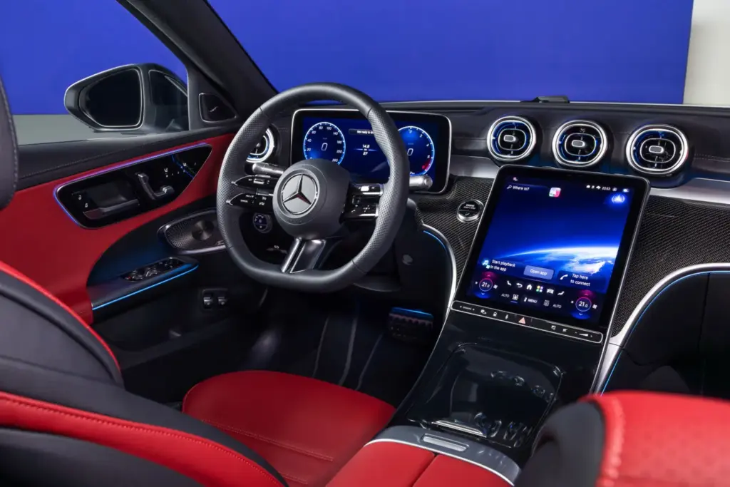Nuevo Mercedes-Benz Clase C 2027: la actualización tecnológica más profunda de su historia 3 Motor16 Mercedes Clase C 2027 15 Motor16