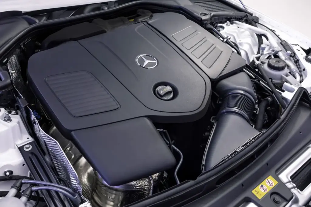 Nuevo Mercedes-Benz Clase C 2027: la actualización tecnológica más profunda de su historia 19 Motor16 Mercedes Clase C 2027 16 Motor16
