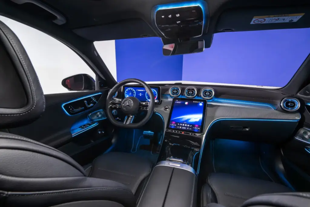 Nuevo Mercedes-Benz Clase C 2027: la actualización tecnológica más profunda de su historia 7 Motor16 Mercedes Clase C 2027 4 Motor16