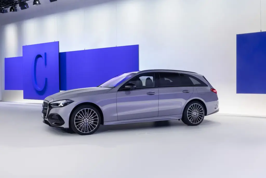 Nuevo Mercedes-Benz Clase C 2027: la actualización tecnológica más profunda de su historia 9 Motor16 Mercedes Clase C 2027 6 Motor16