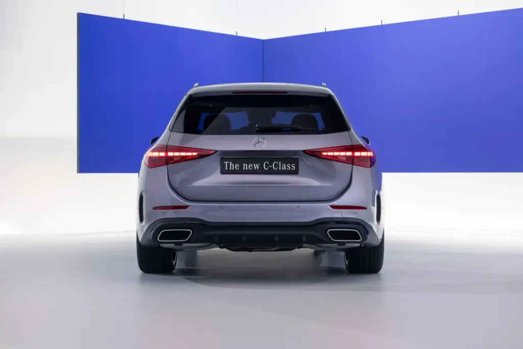 Nuevo Mercedes-Benz Clase C 2027: la actualización tecnológica más profunda de su historia 10 Motor16 Mercedes Clase C 2027 7 Motor16