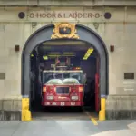 Camiones bomberos Nueva York: el deporte de arrancadas y escaleras a toda velocidad