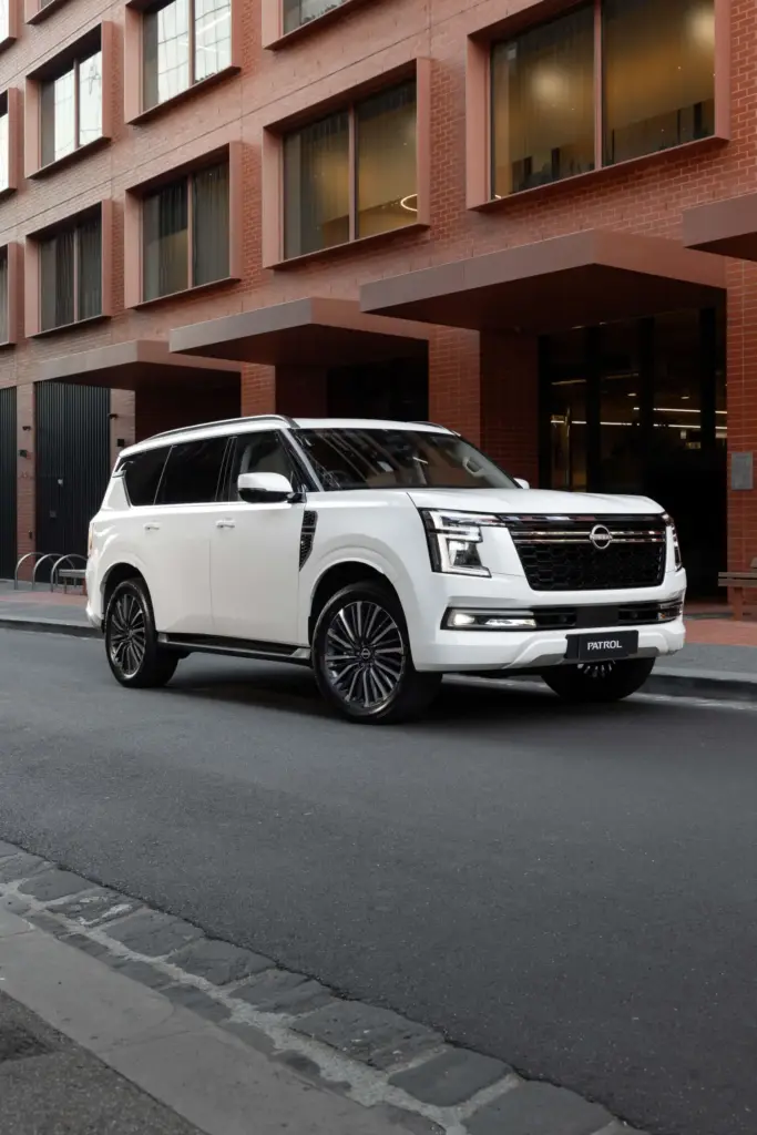 Nissan Patrol Y63: así es el nuevo 4x4 con motor V6 biturbo que inicia una nueva etapa 15 Motor16 Nissan Patrol 11 Motor16