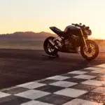 Nueva Triumph Street Triple 2027: el motor de Moto2 llega, confirma Triumph