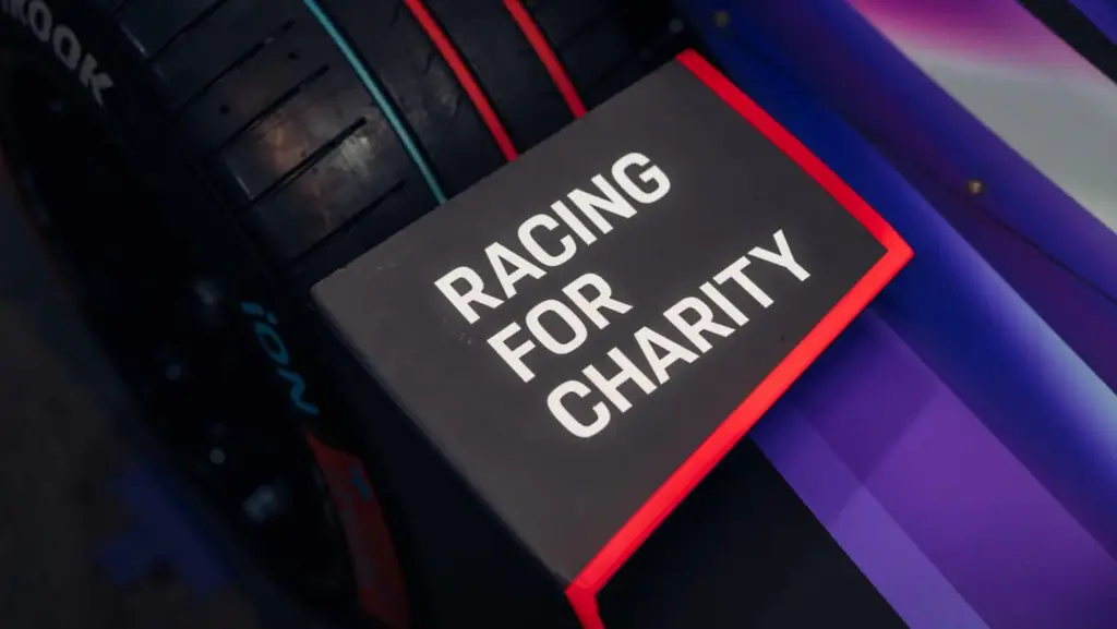 PORSCHE RACING FOR CHARITY9 Motor16