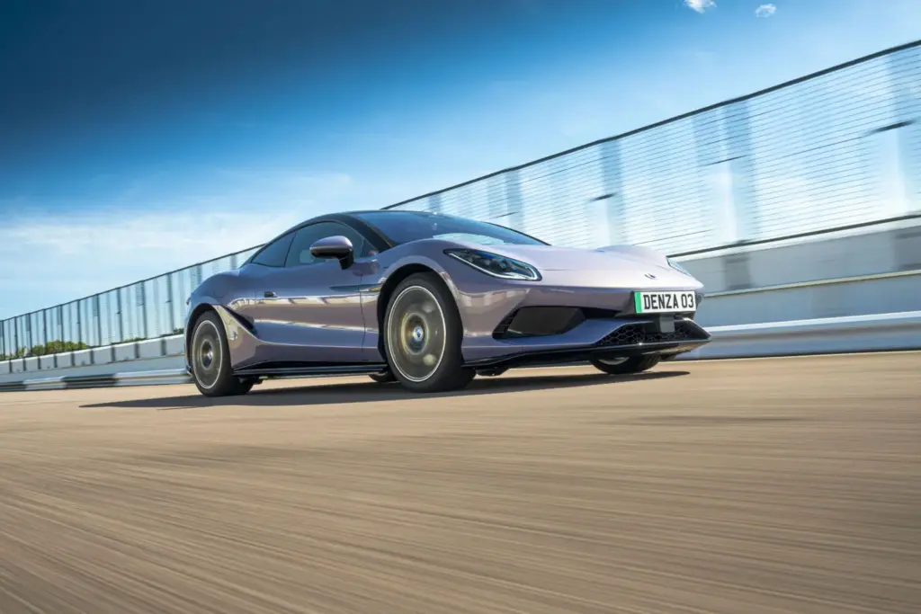 DENZA Z: así es la plataforma e³ que controla más de 1.600 CV gracias al empuje de tres motores eléctricos 15 Motor16 Plataforma e3 Denza 11 Motor16