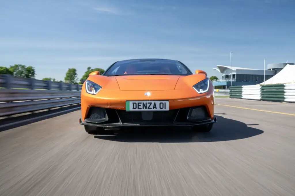 DENZA Z: así es la plataforma e³ que controla más de 1.600 CV gracias al empuje de tres motores eléctricos 8 Motor16 Plataforma e3 Denza 4 Motor16