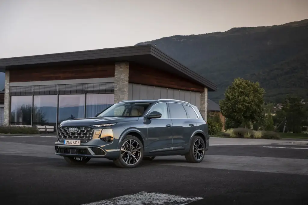 Primera prueba del nuevo Audi Q7: Más en todo 9 Motor16 Q7 1006 Motor16
