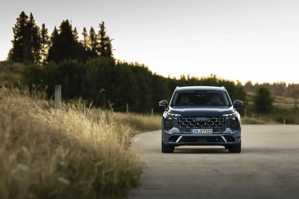 Primera prueba del nuevo Audi Q7: Más en todo 24 Motor16 Q7 1031 Motor16