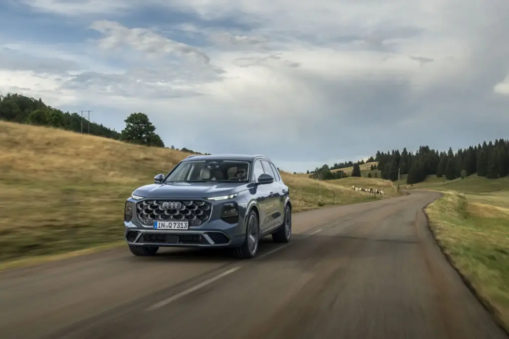 Primera prueba del nuevo Audi Q7: Más en todo 29 Motor16 Q7 1036 Motor16