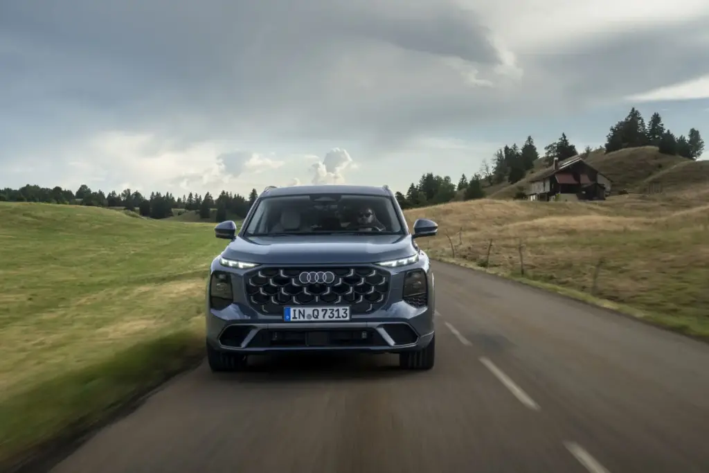 Primera prueba del nuevo Audi Q7: Más en todo 30 Motor16 Q7 1037 Motor16
