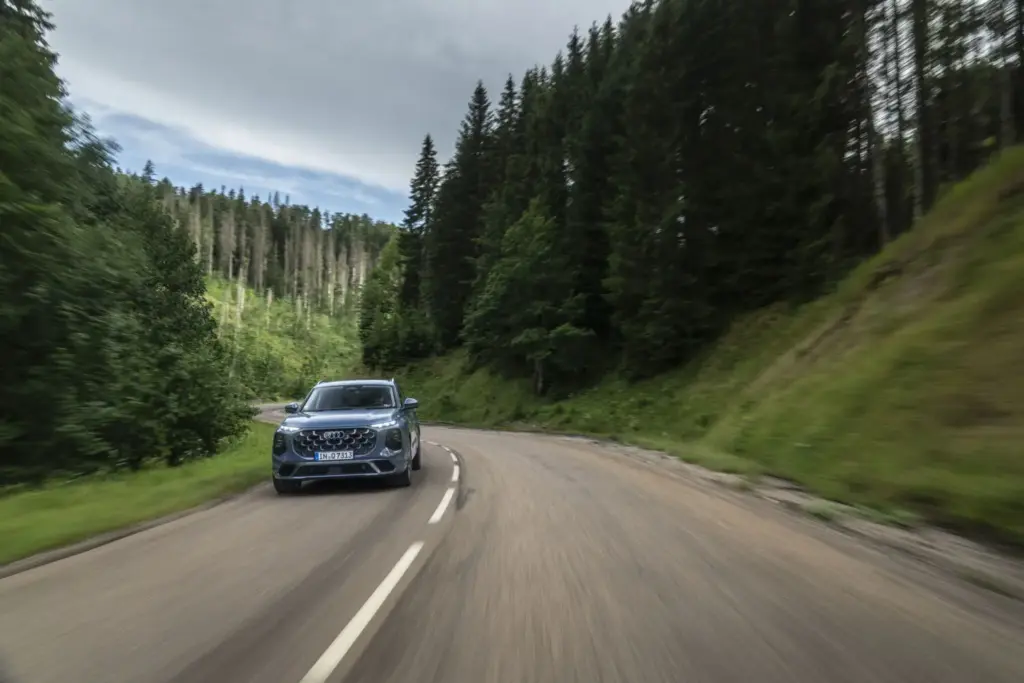 Primera prueba del nuevo Audi Q7: Más en todo 37 Motor16 Q7 1044 Motor16