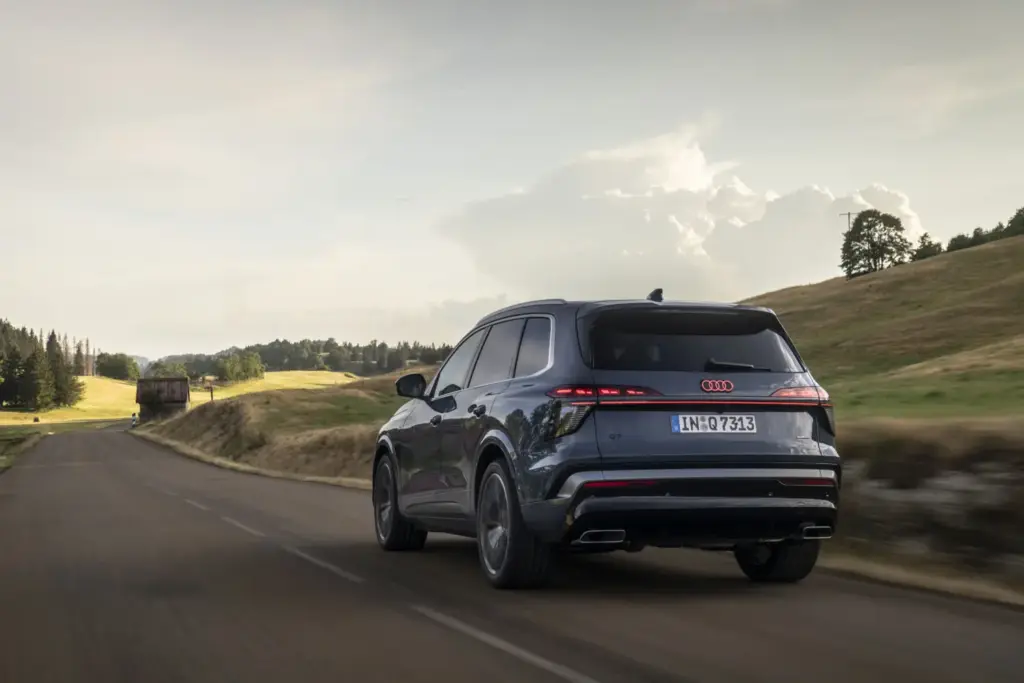 Primera prueba del nuevo Audi Q7: Más en todo 46 Motor16 Q7 1053 Motor16