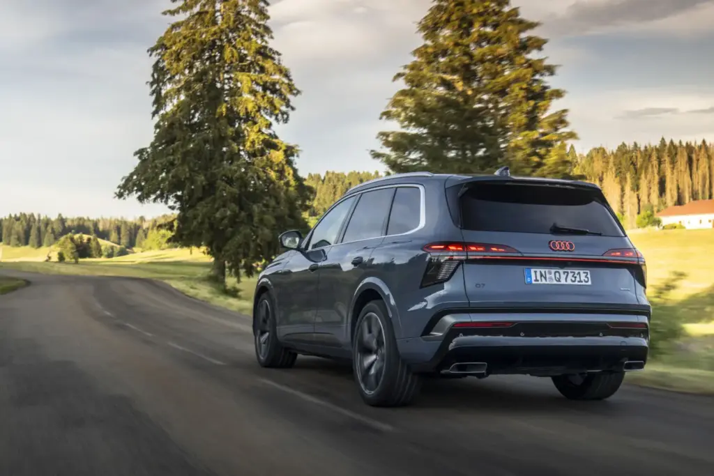 Primera prueba del nuevo Audi Q7: Más en todo 51 Motor16 Q7 1058 Motor16