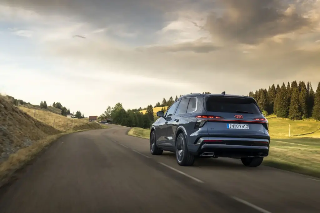 Primera prueba del nuevo Audi Q7: Más en todo 53 Motor16 Q7 1060 Motor16