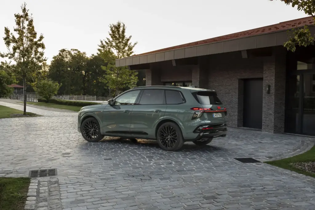 Primera prueba del nuevo Audi Q7: Más en todo 95 Motor16 Q7 2028 Motor16