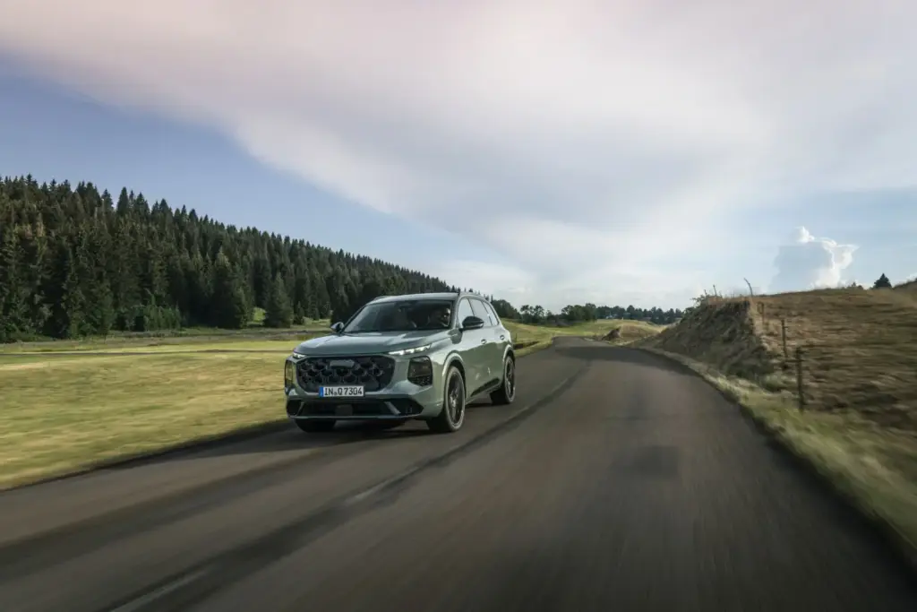 Primera prueba del nuevo Audi Q7: Más en todo 111 Motor16 Q7 2052 Motor16