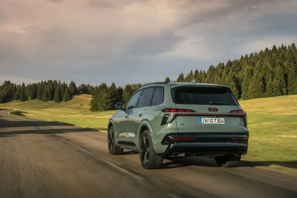 Primera prueba del nuevo Audi Q7: Más en todo 125 Motor16 Q7 2066 Motor16