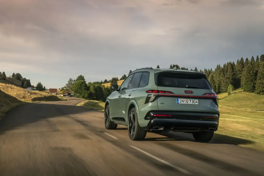 Primera prueba del nuevo Audi Q7: Más en todo 128 Motor16 Q7 2069 Motor16