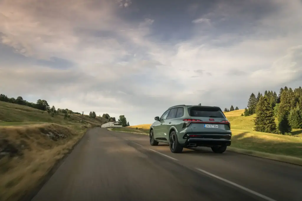 Primera prueba del nuevo Audi Q7: Más en todo 129 Motor16 Q7 2070 Motor16