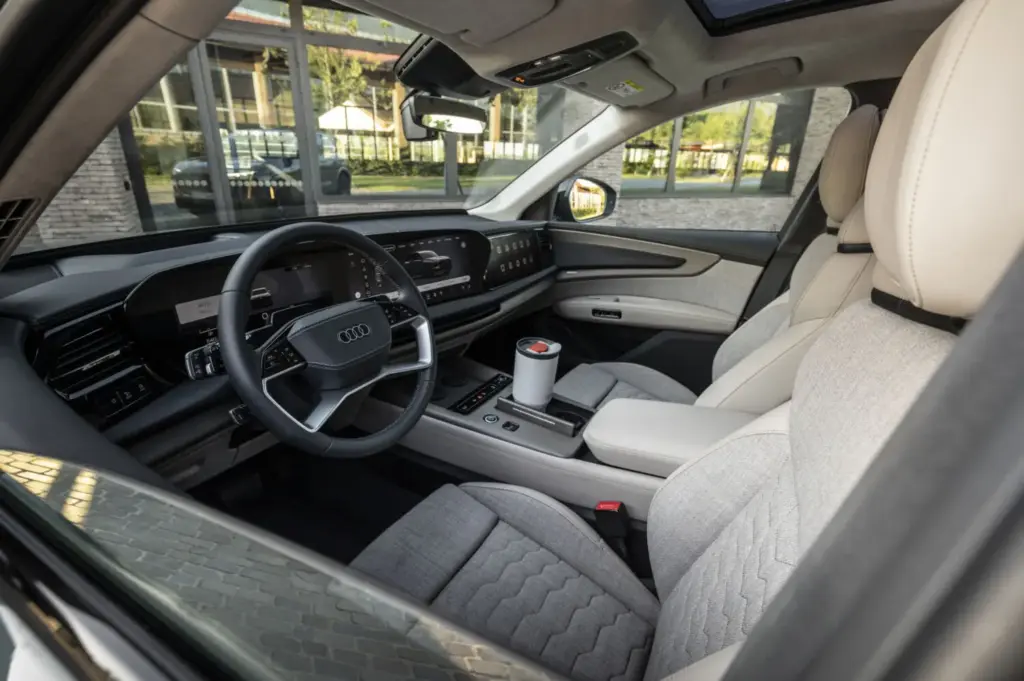 Primera prueba del nuevo Audi Q7: Más en todo 144 Motor16 Q7 2088 Motor16