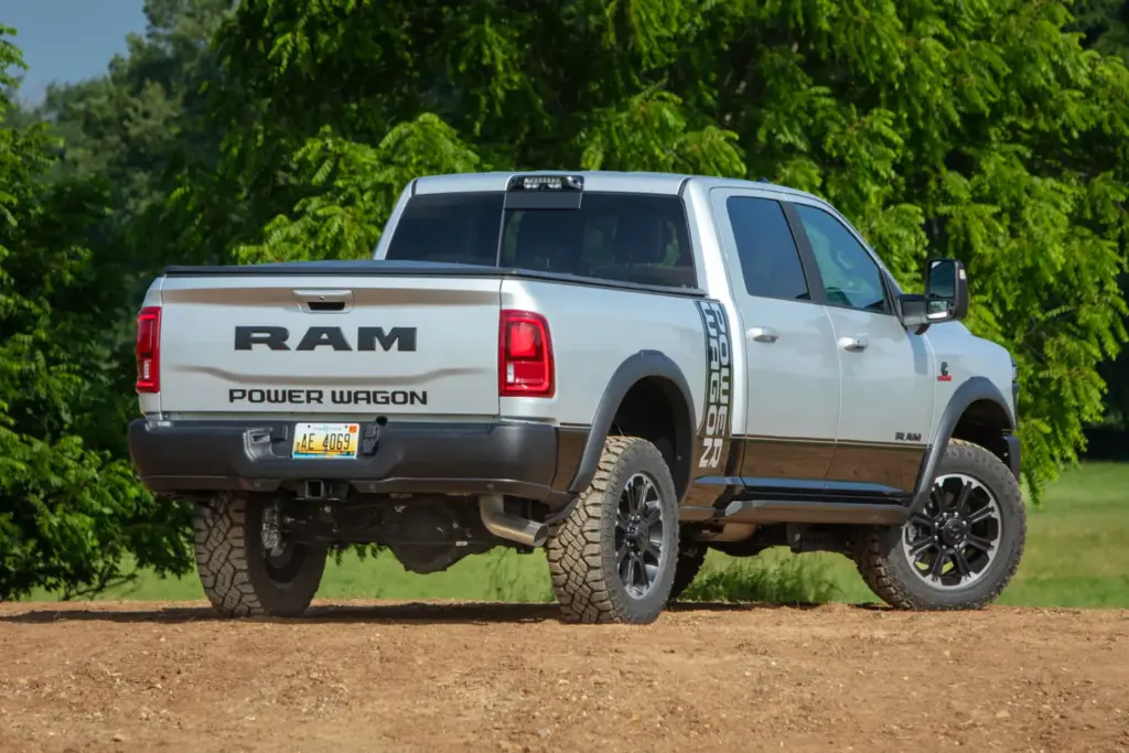 Ram 2500 Power Wagon 2027 2 Motor16