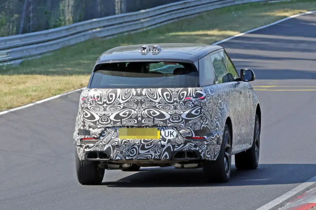 Range Rover Sport 2027 nurburgring espia 15 Motor16