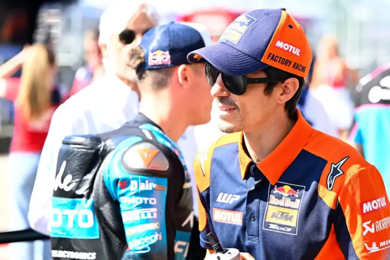 KTM despide Viñales con efecto inmediato: Pol Espargaró ocupará su plaza en Tech3