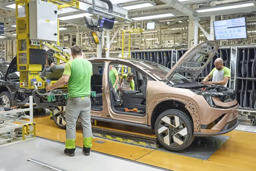 Arranca la producción del Škoda Peaq, el SUV eléctrico más grande y avanzado de la marca 3 Motor16 Skoda inicia la produccion del Peaq 6 Motor16
