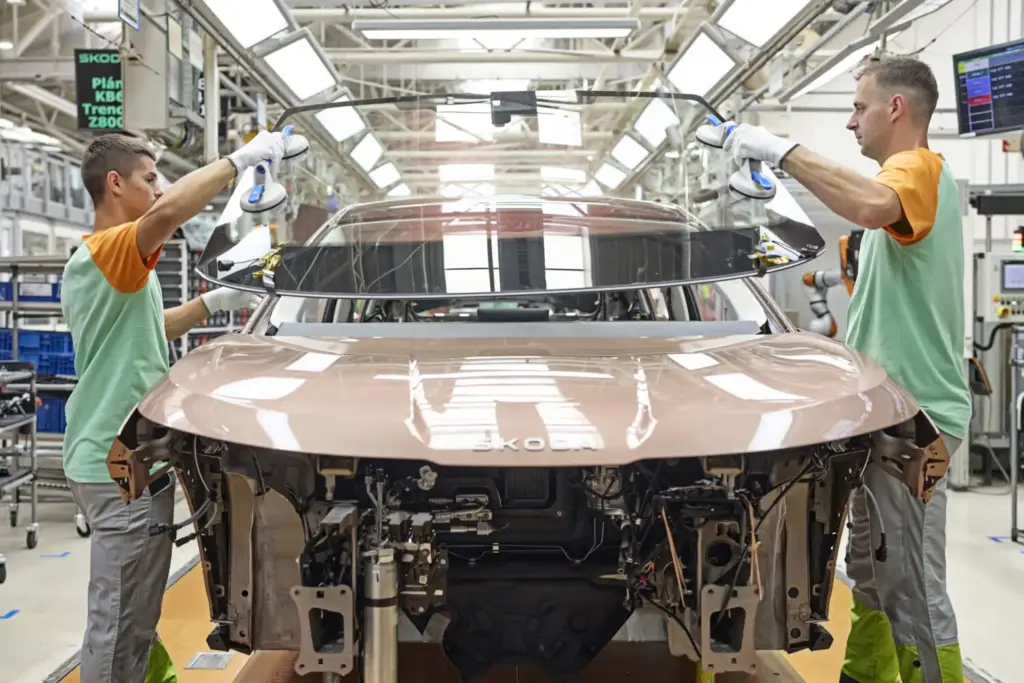 Arranca la producción del Škoda Peaq, el SUV eléctrico más grande y avanzado de la marca 10 Motor16 Skoda inicia la produccion del Peaq 7 Motor16