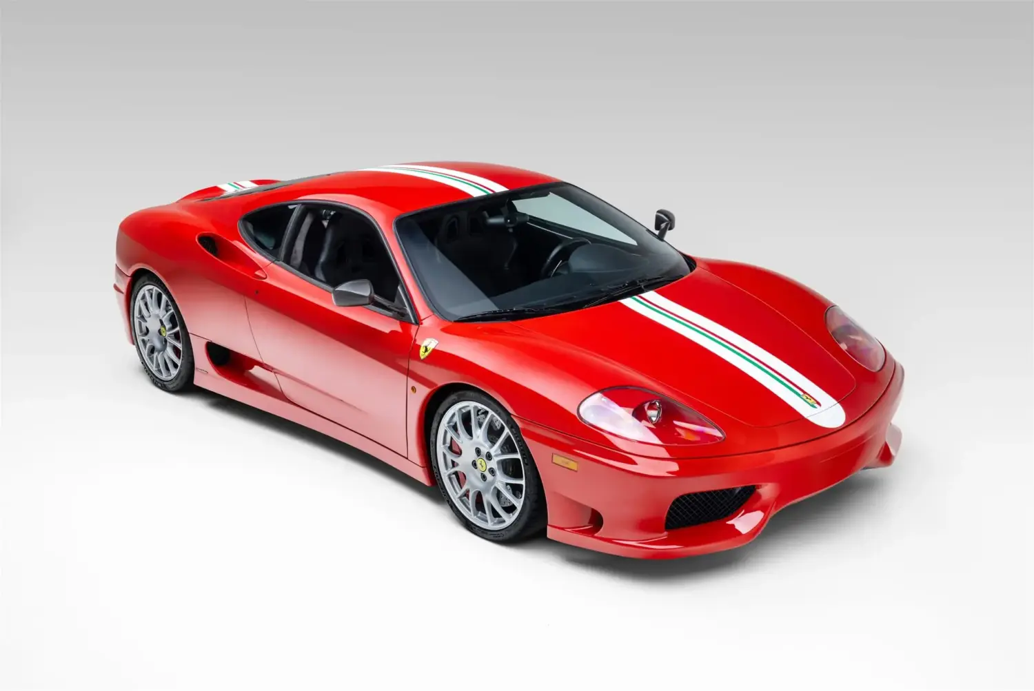 Bring a Trailer subasta uno de los 1.300 Ferrari 360 Challenge Stradale con 11.000 millas