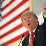 Trump sube al 50% los aranceles a los coches canadienses desde 2027: Canadá amenaza con cortar la electricidad