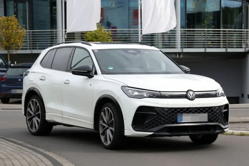 VW Tiguan R 1 Motor16