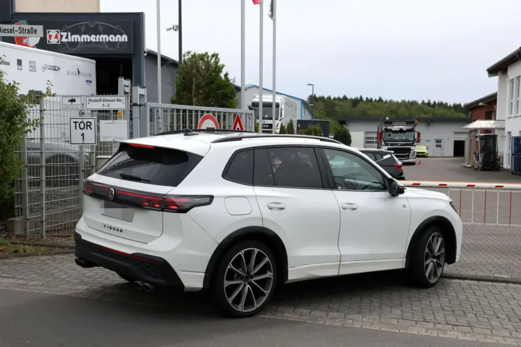 VW Tiguan R 13 Motor16