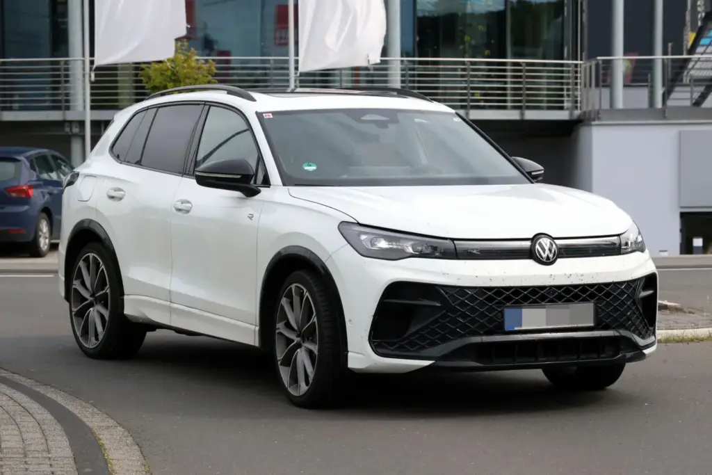 VW Tiguan R 2 Motor16