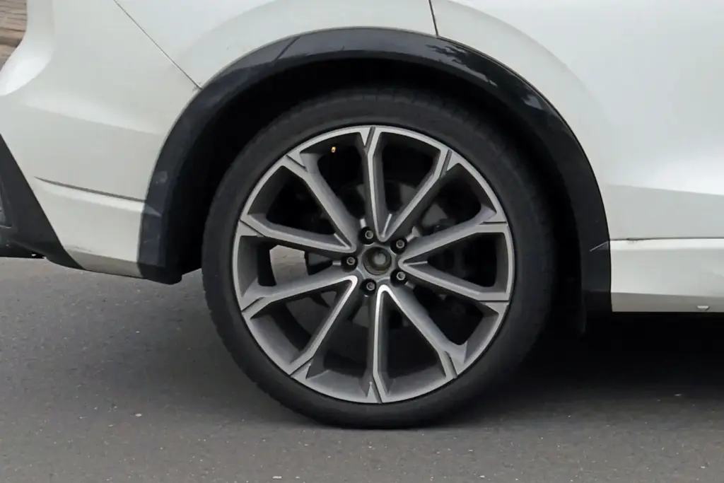 VW Tiguan R 20 Motor16