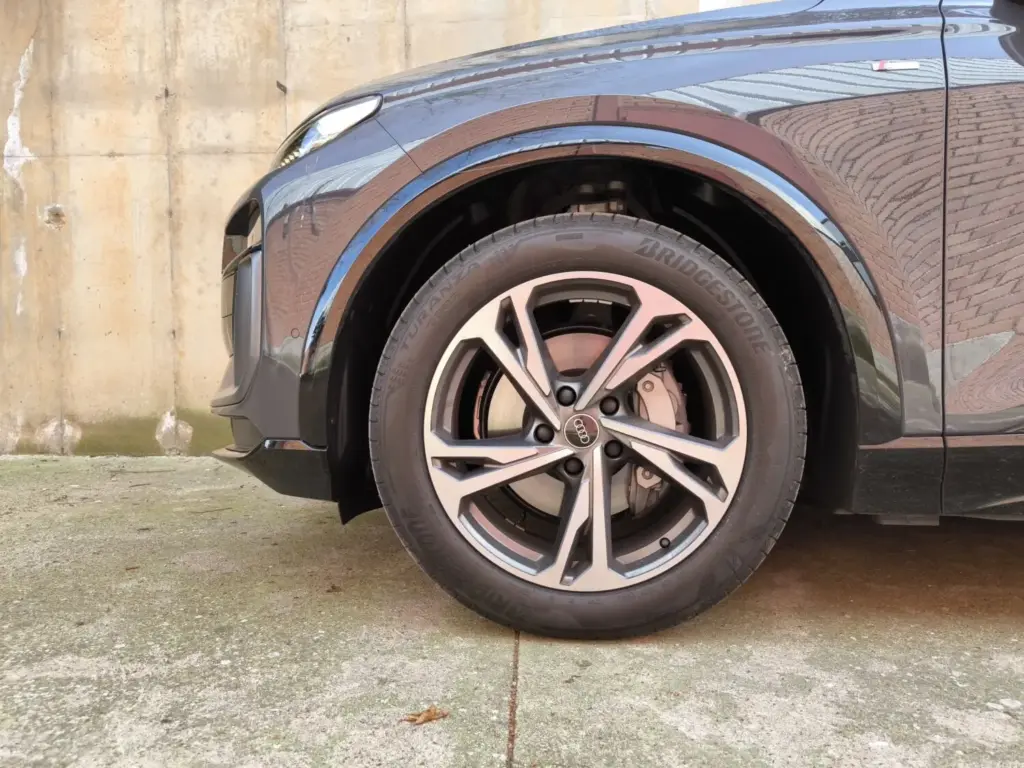 Prueba del Audi Q6 Sportback e-tron S Line 2026: Un paso adelante en la estrategia eléctrica de Audi 9 Motor16 Prueba del Audi Q6 Sportback e-tron: Un paso adelante en la estrategia eléctrica de Audi