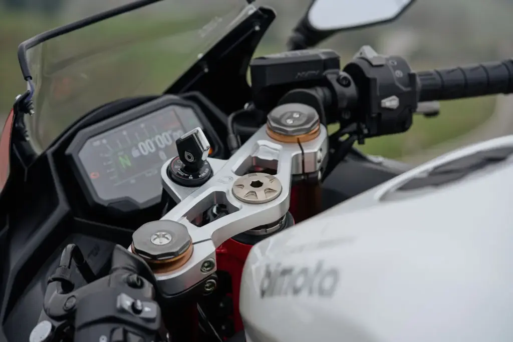Bimota KB399: la puerta de entrada al exclusivo universo de Rimini 2 Motor16 bimota KB399 2026 6 Motor16